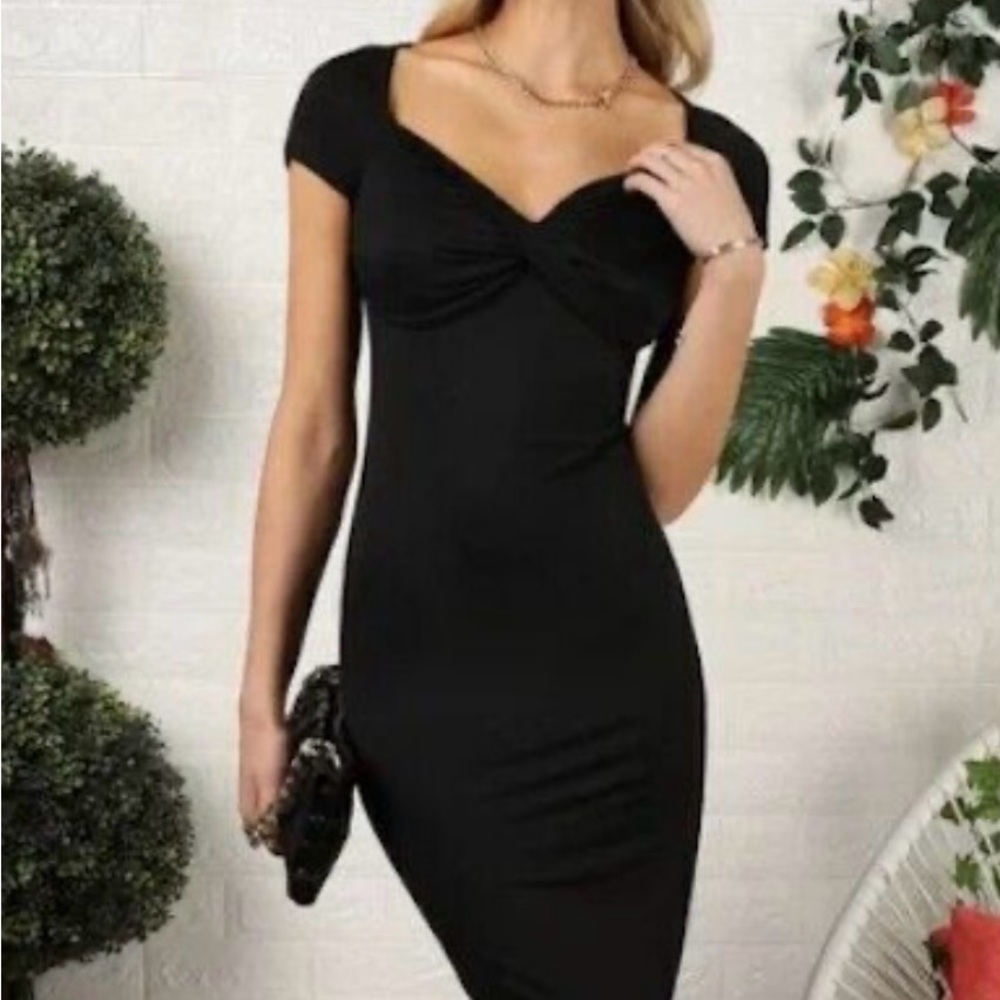 NWT Black Alicia Estrada Dress Size 12
